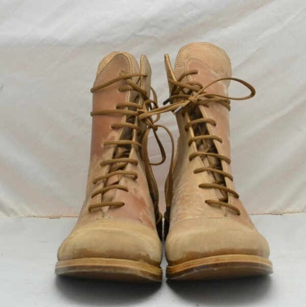 Fogey boot  |  Tan |  reverse cordovan